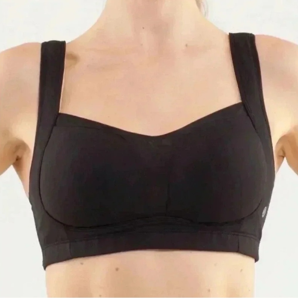 LULULEMON- Ta Ta Tamer Black Bra